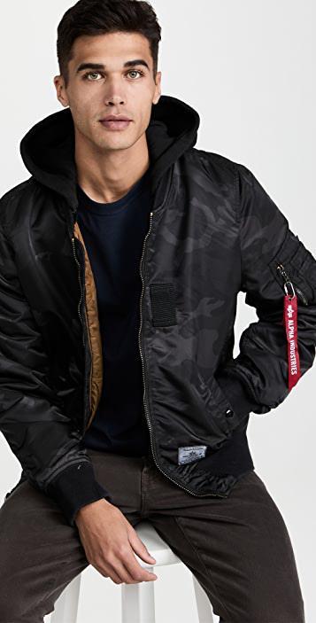 MAISON KITSUNÉ Maison Kitsune Fox Head T Shirt In Black