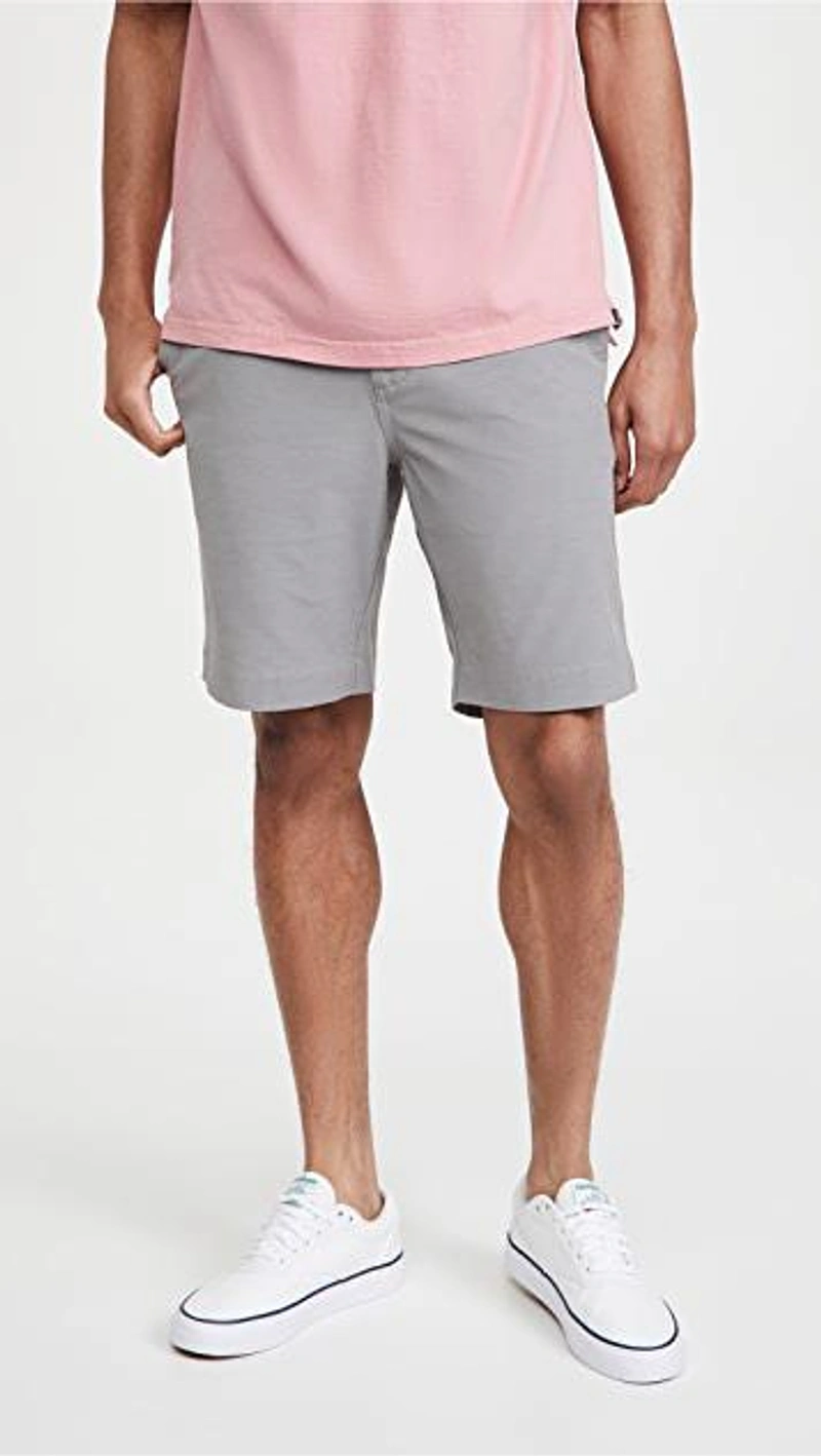 shopbop.com's Posts | 搭配: Faherty All Day Shorts In Ice/ice Grey