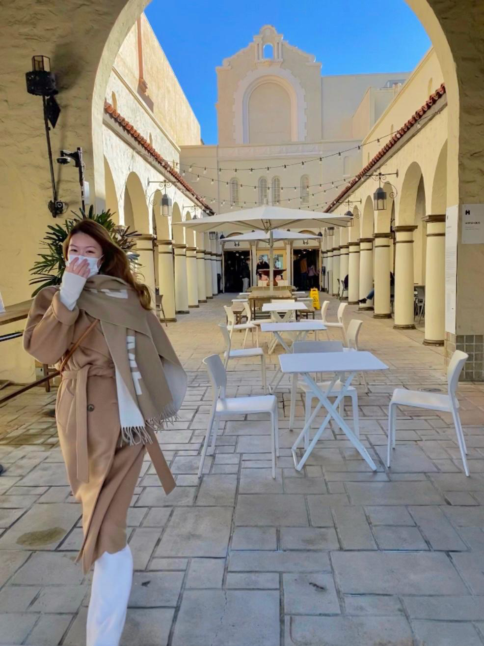 CONVERSE Off-white Chuck 70 Low Top Sneakers In Beige