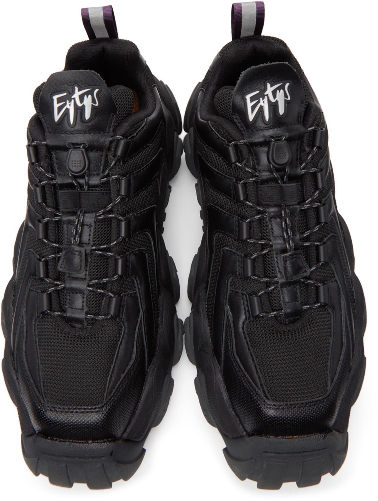 MAISON MARGIELA Bianchetto Hand-painted Collarless Denim Jacket In White Crackle