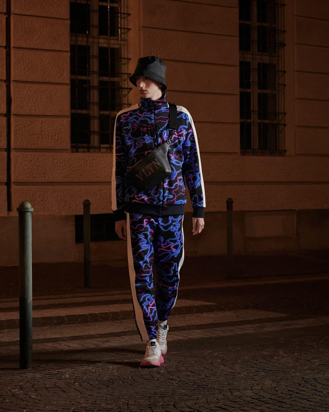 VALENTINO Garavani Zip-up Sweatshirt Men In Blue