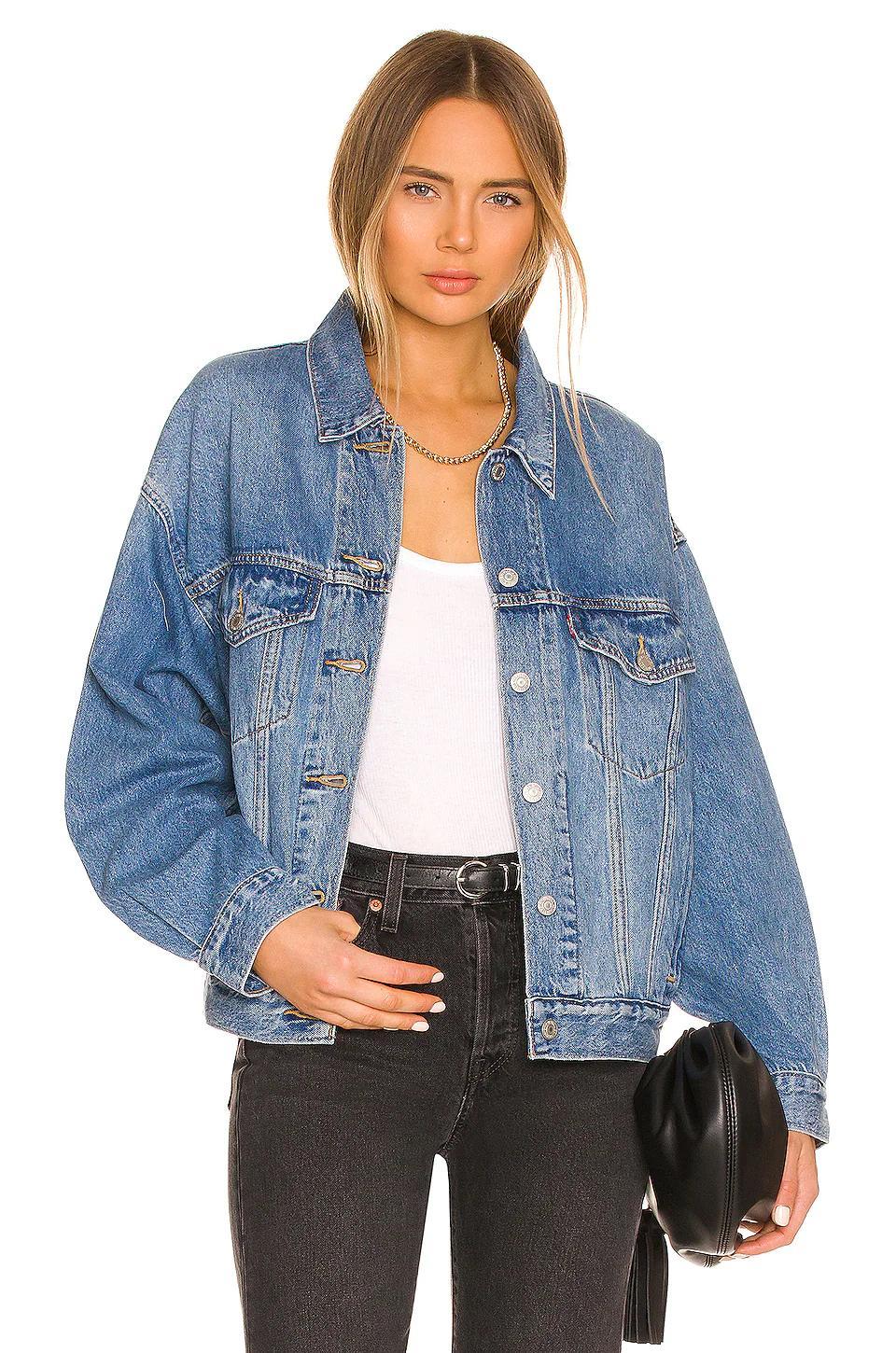 LEVI'S ® 90s Denim Trucker Jacket In Turning Heads