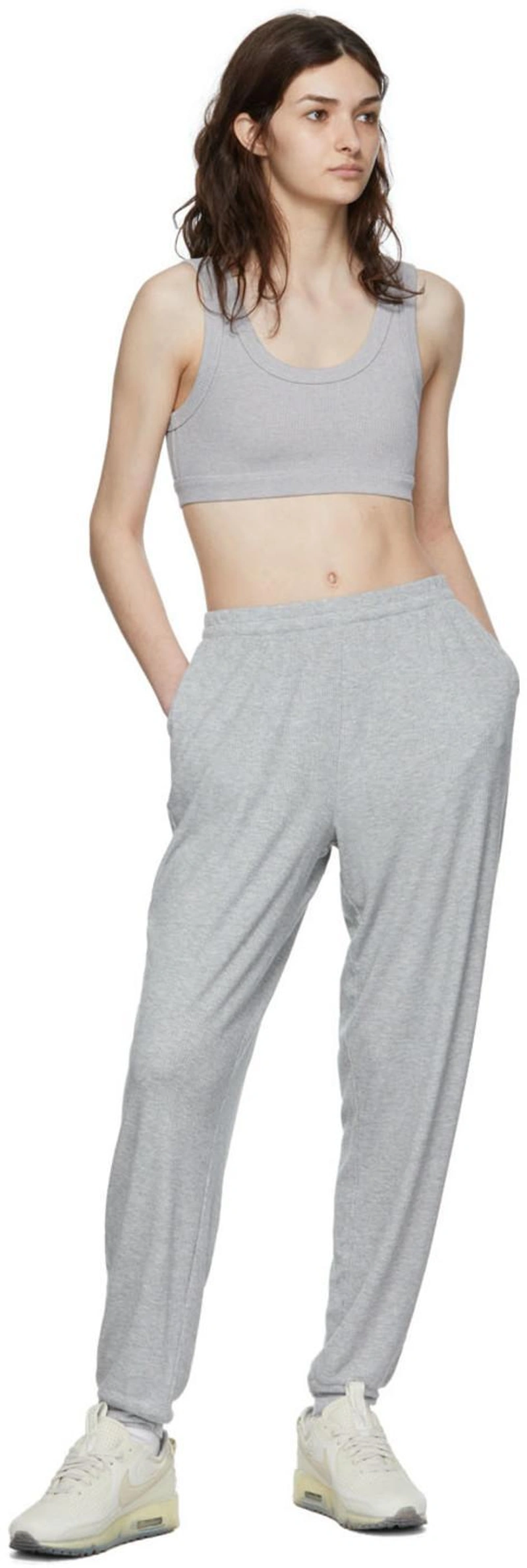 SSENSE's Post | 搭配: Alo Yoga Gray Modal Sport Pants In Athletic Heather Gre；Alo Yoga Gray Polyester Sport Bra In Athletic Grey Heathe