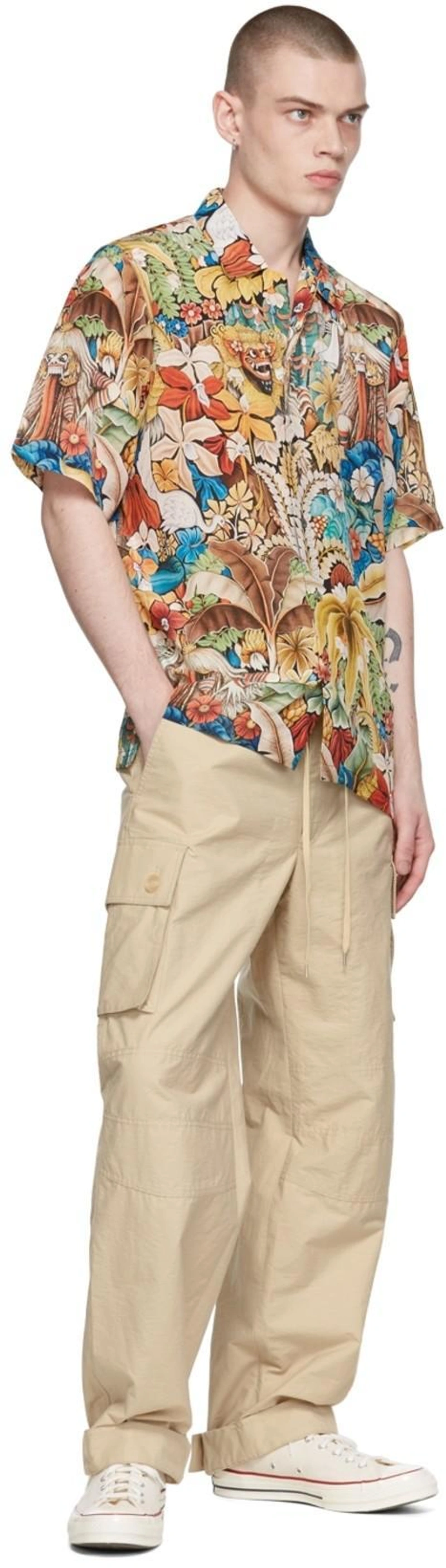 SSENSE's Post | 搭配: Endless Joy Graphic-print Short-sleeve Shirt In Multicolor；Jacquemus Beige Le Splash 'le Cargo Giardino' Cargo Pants In Neutral；Converse Off-white Chuck 70 Ox Low Sneakers In Parchment/garnet/egr
