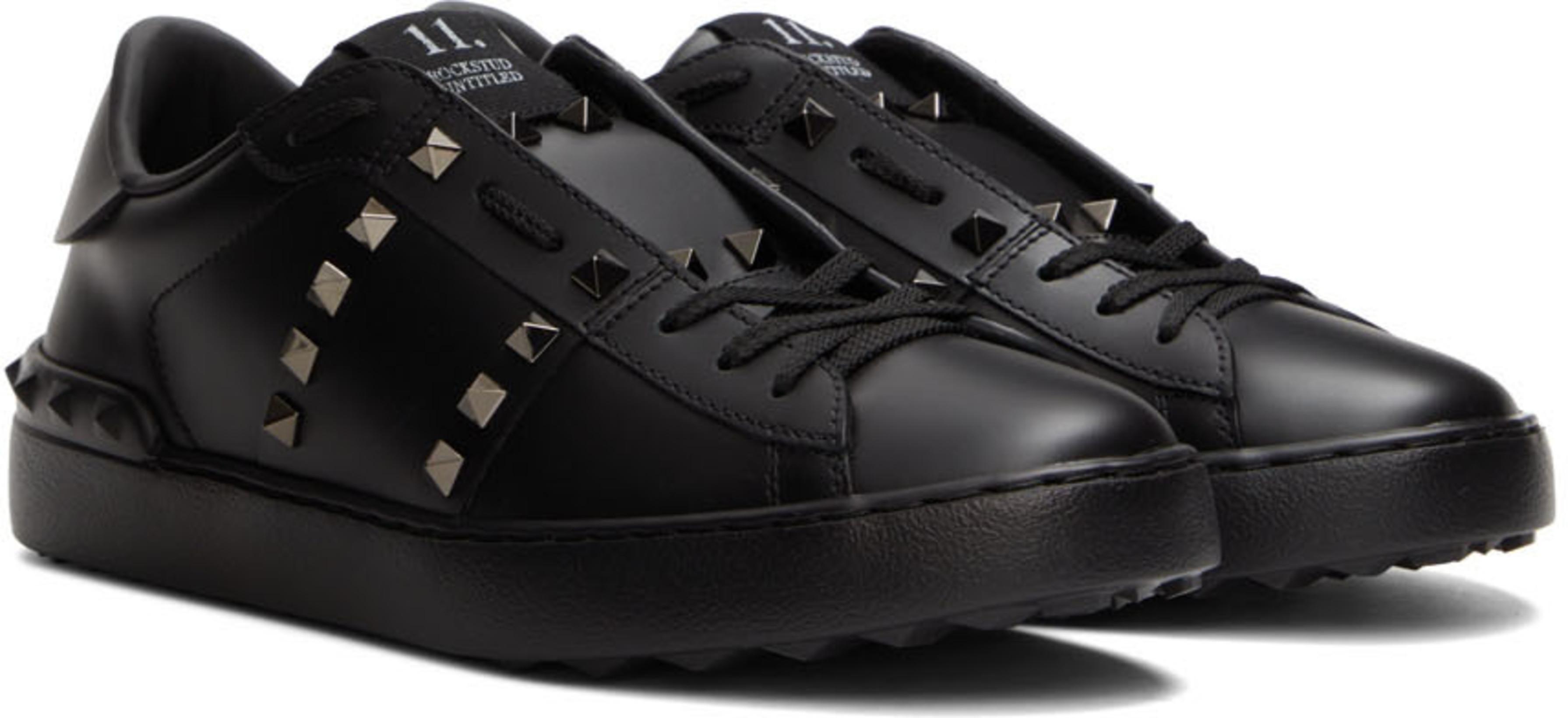 VALENTINO GARAVANI Rockstud Sneakers In Black