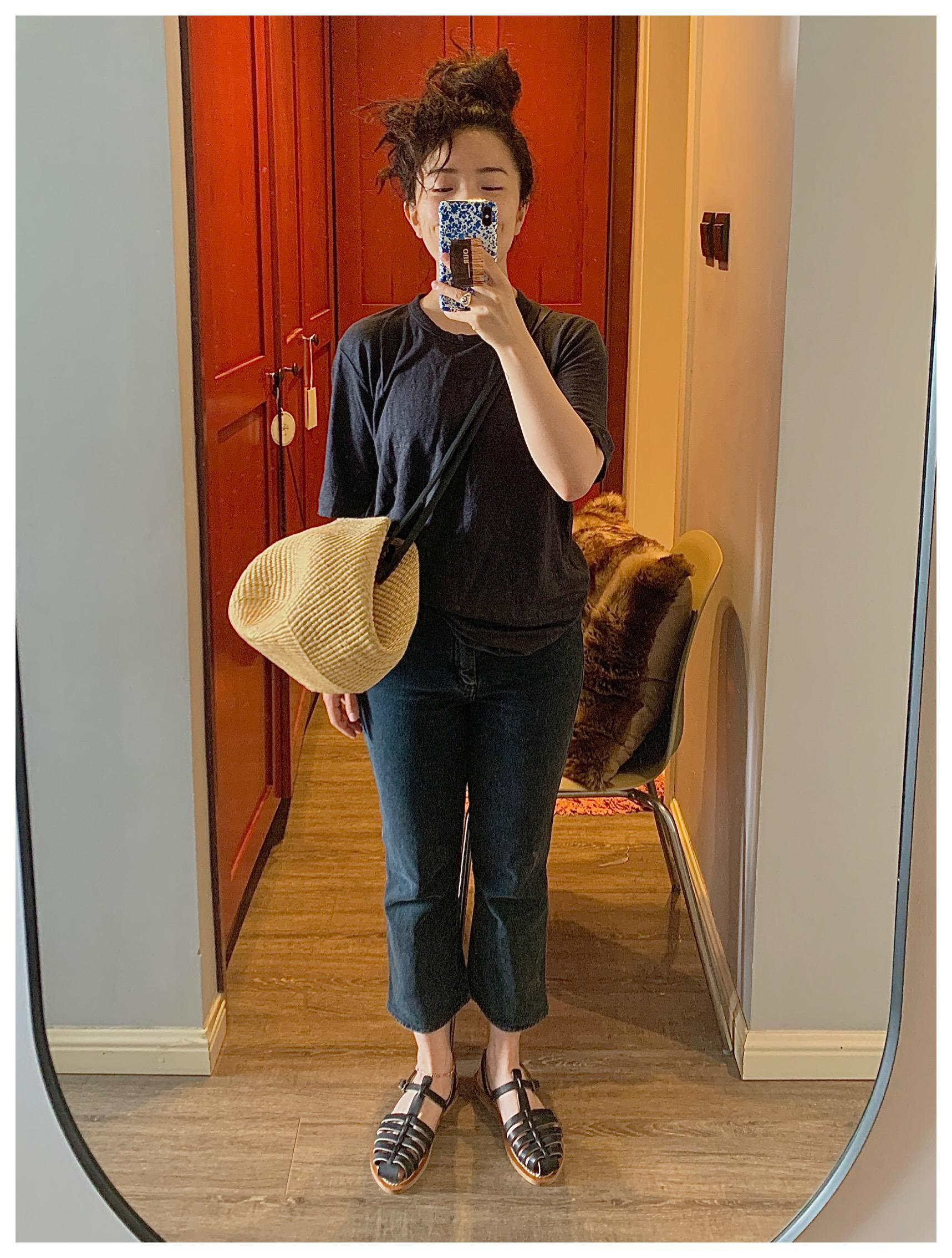 AGOLDE Riley Cropped Jeans In Black