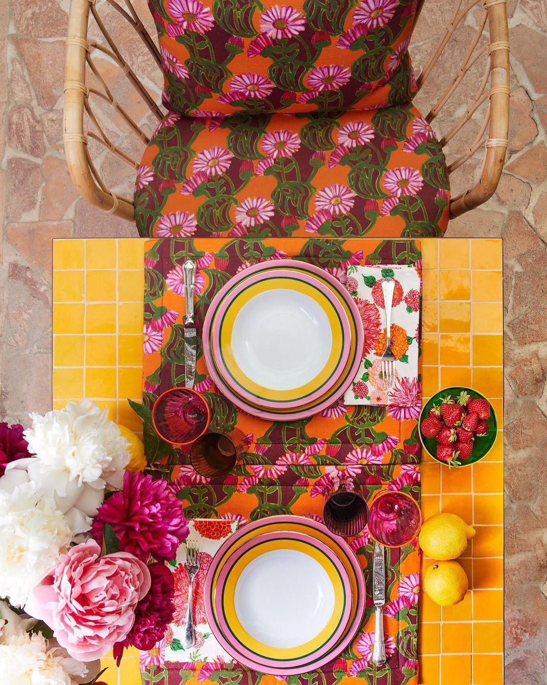 LA DOUBLEJ Rainbow Glasses Set Of 2 In Fuxia