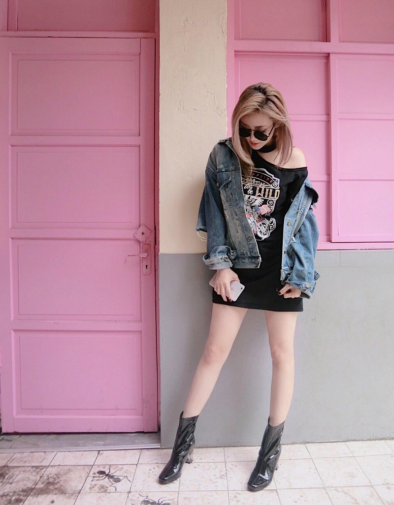 faye.linvv's Posts | Wearing: Gentle Monster Big Bully 60mm Sunglasses; Dior Ankle Boots In Black