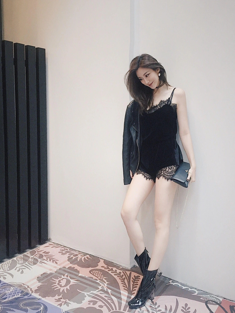 faye.linvv's Posts | Wearing: Vivienne Westwood Small Saffiano Bag 6052 Black; Dior Ankle Boots In Black