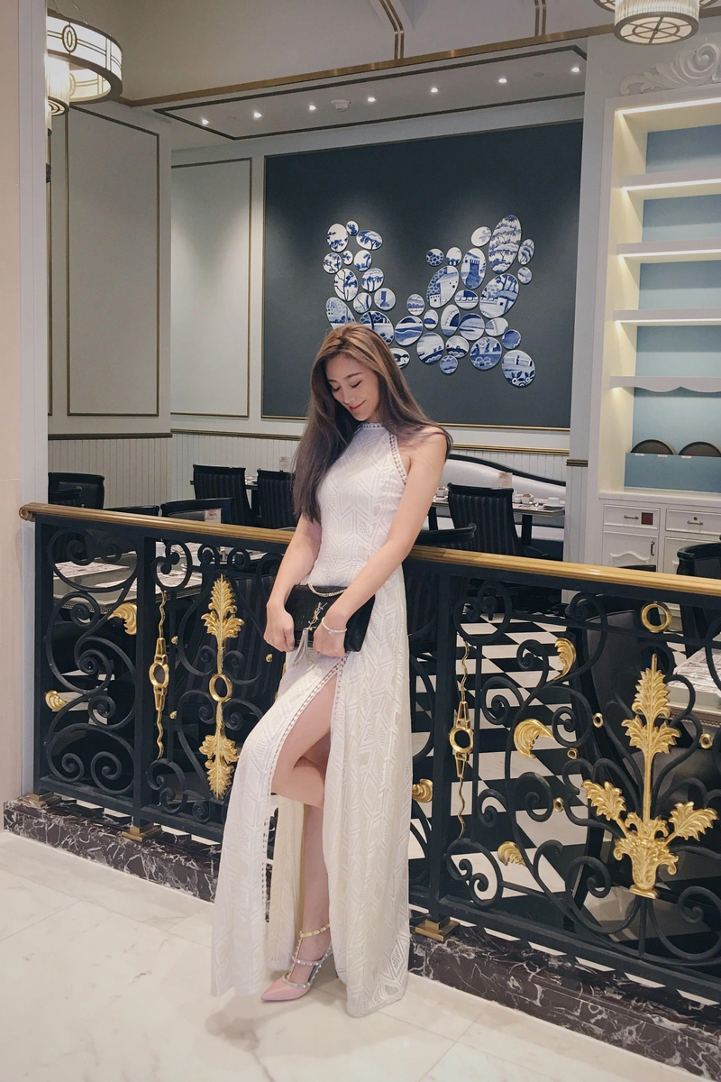 faye.linvv's Posts | Wearing: Saint Laurent 'monogram' Leather Clutch In Black; Valentino Garavani Ankle Strap Rockstud Leather Heels In Deep Cuir