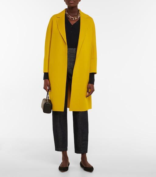 GIANVITO ROSSI Suede Pointed-toe Ballerina Flats In Black