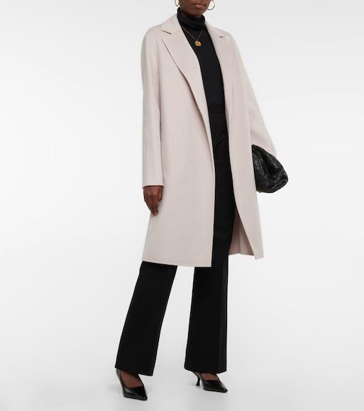 THE ROW Square Toe Smooth Calfskin Leather Pumps In Black