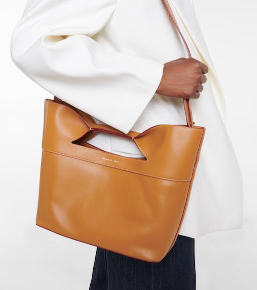 ALEXANDER MCQUEEN Oversized-shoulder Wool Suit Jacket In White