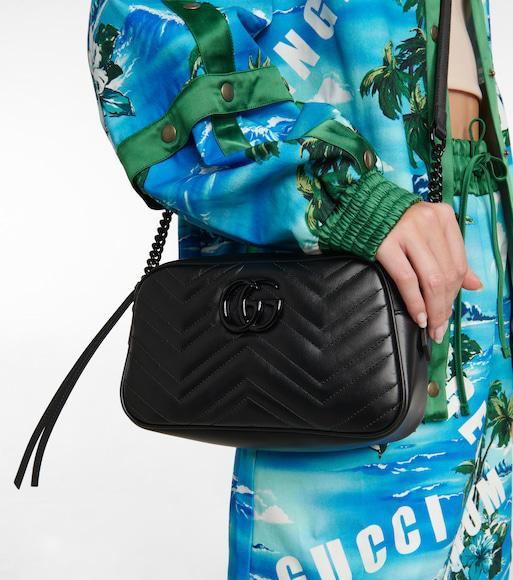GUCCI Ggmarmont系列女士牛皮革中号绗缝单肩包 In Black