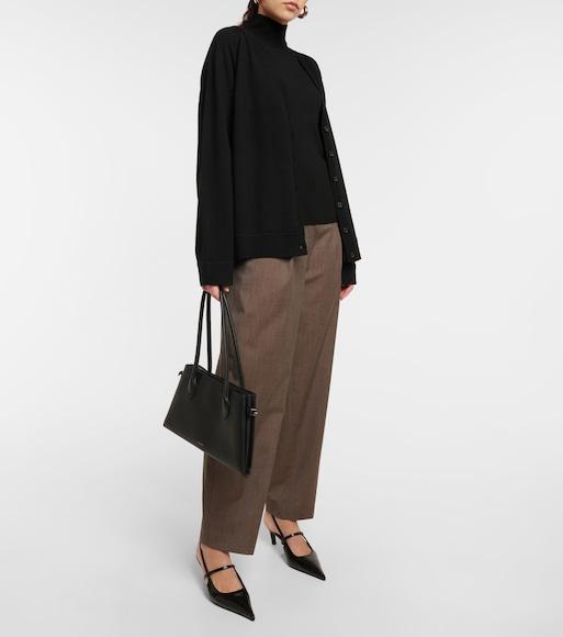 TOTÊME Toteme Sharp Pointed Toe Croc Embossed Slingback Pump In Black