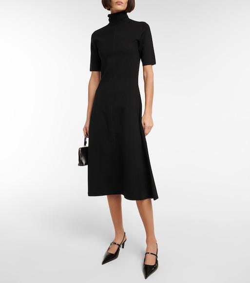 TOTÊME Toteme Sharp Pointed Toe Croc Embossed Slingback Pump In Black