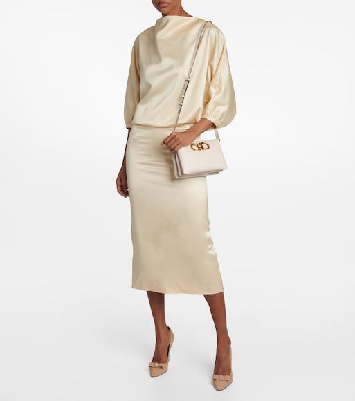 FERRAGAMO Katrin Patent Bow Pumps In Almond