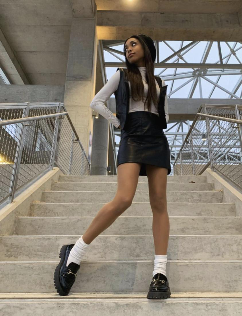 MAISON MARGIELA Tabi Loafers In Black