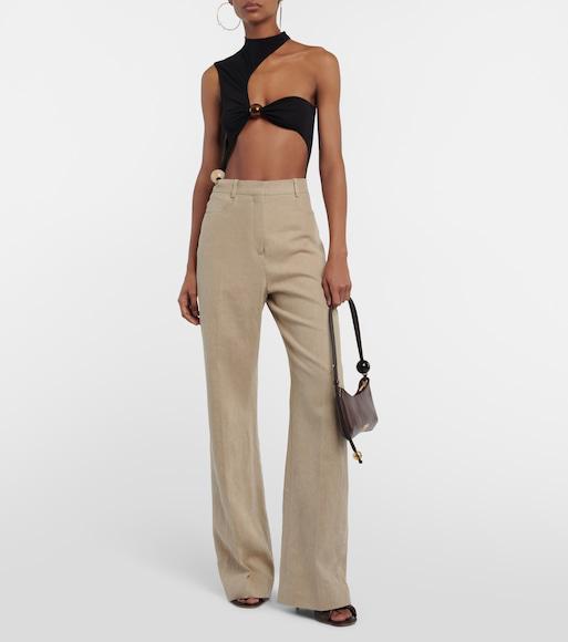 JACQUEMUS Asymmetric Signature Logo Earrings In Gold