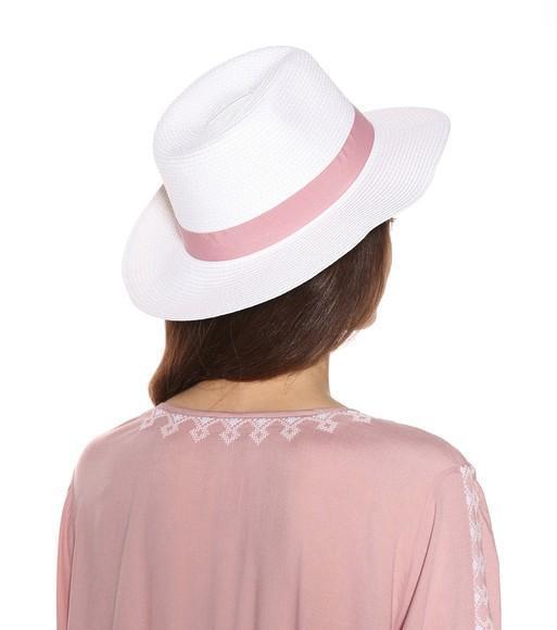 VALENTINO GARAVANI Flat Sole Rockstud Leather Sandals In A76 Candy Rose