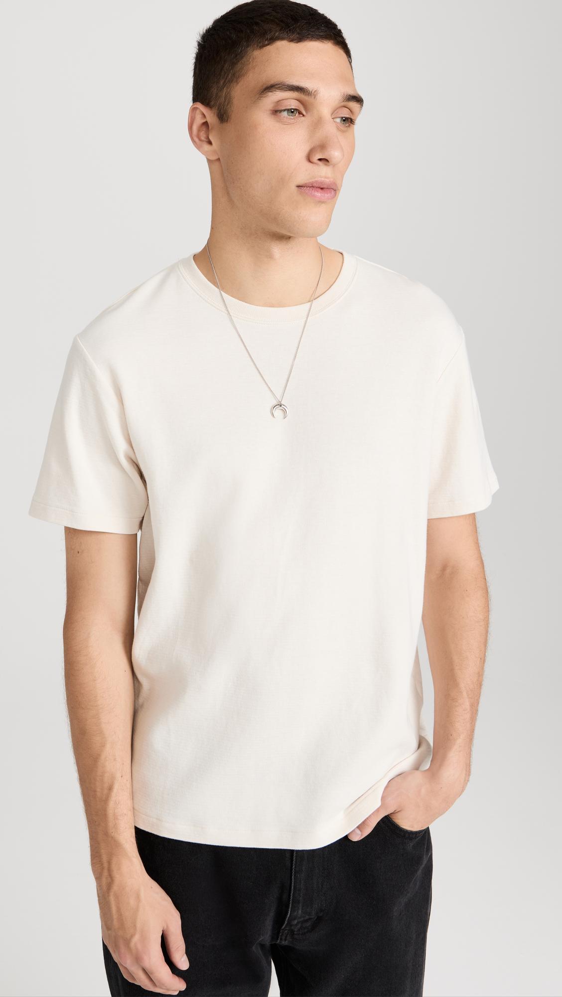 FRAME Duo Fold Tee In White Sand