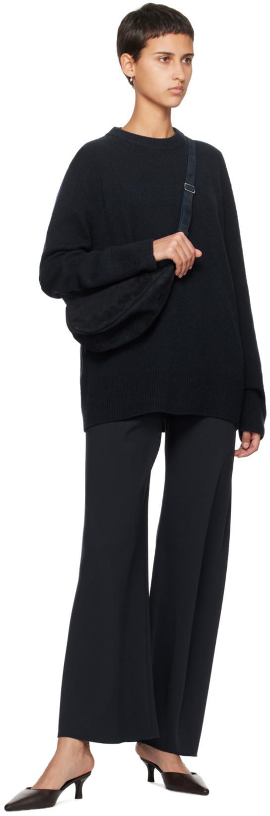 THE ROW Small Slouchy Banana Grain Leather Bag In Black