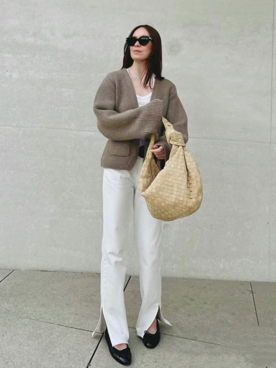 KHAITE Womens Barley Scarlet V-neck Cashmere Cardigan In Neutral