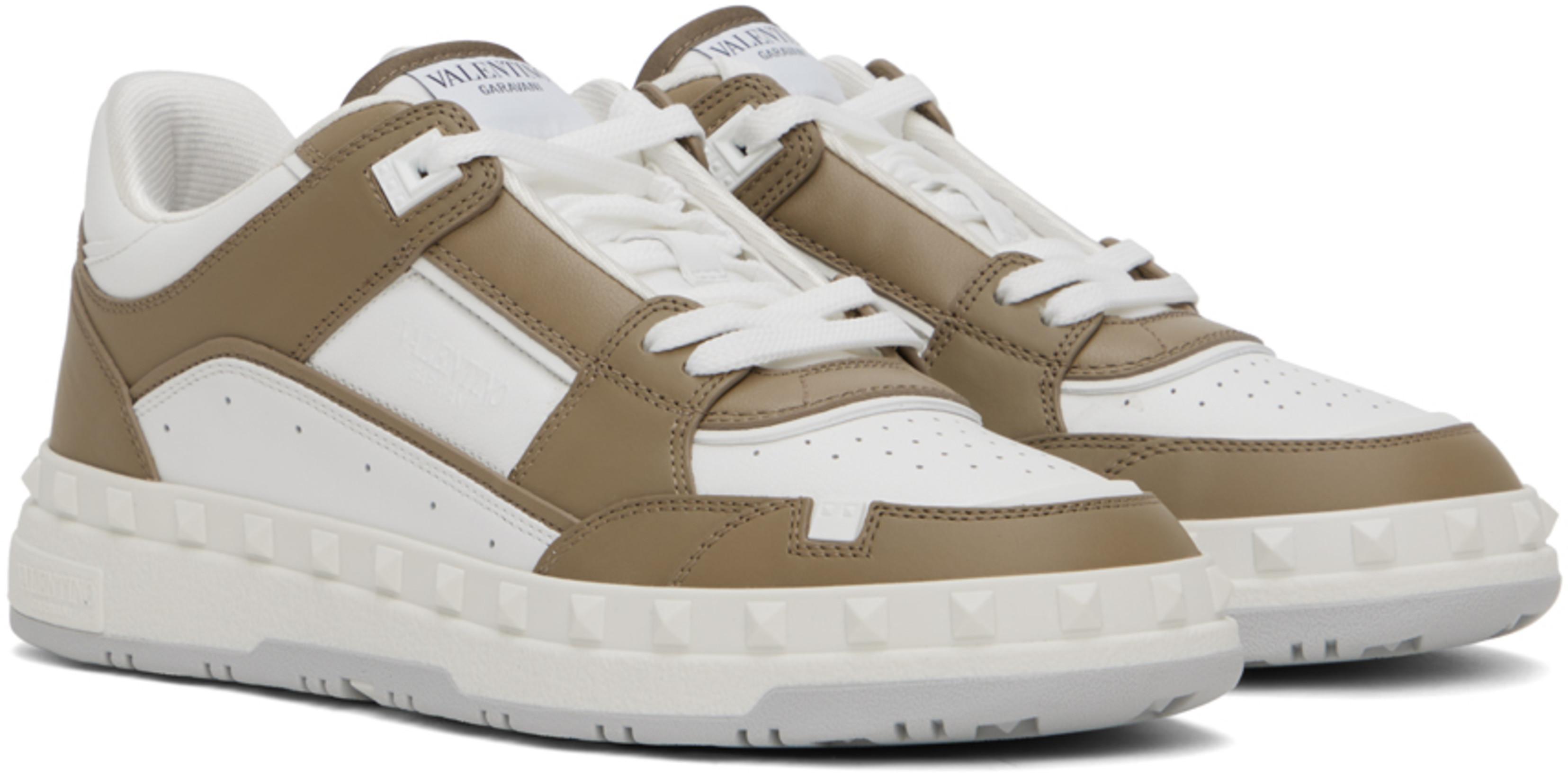 VALENTINO GARAVANI Freedots Leather Sneakers In Nude