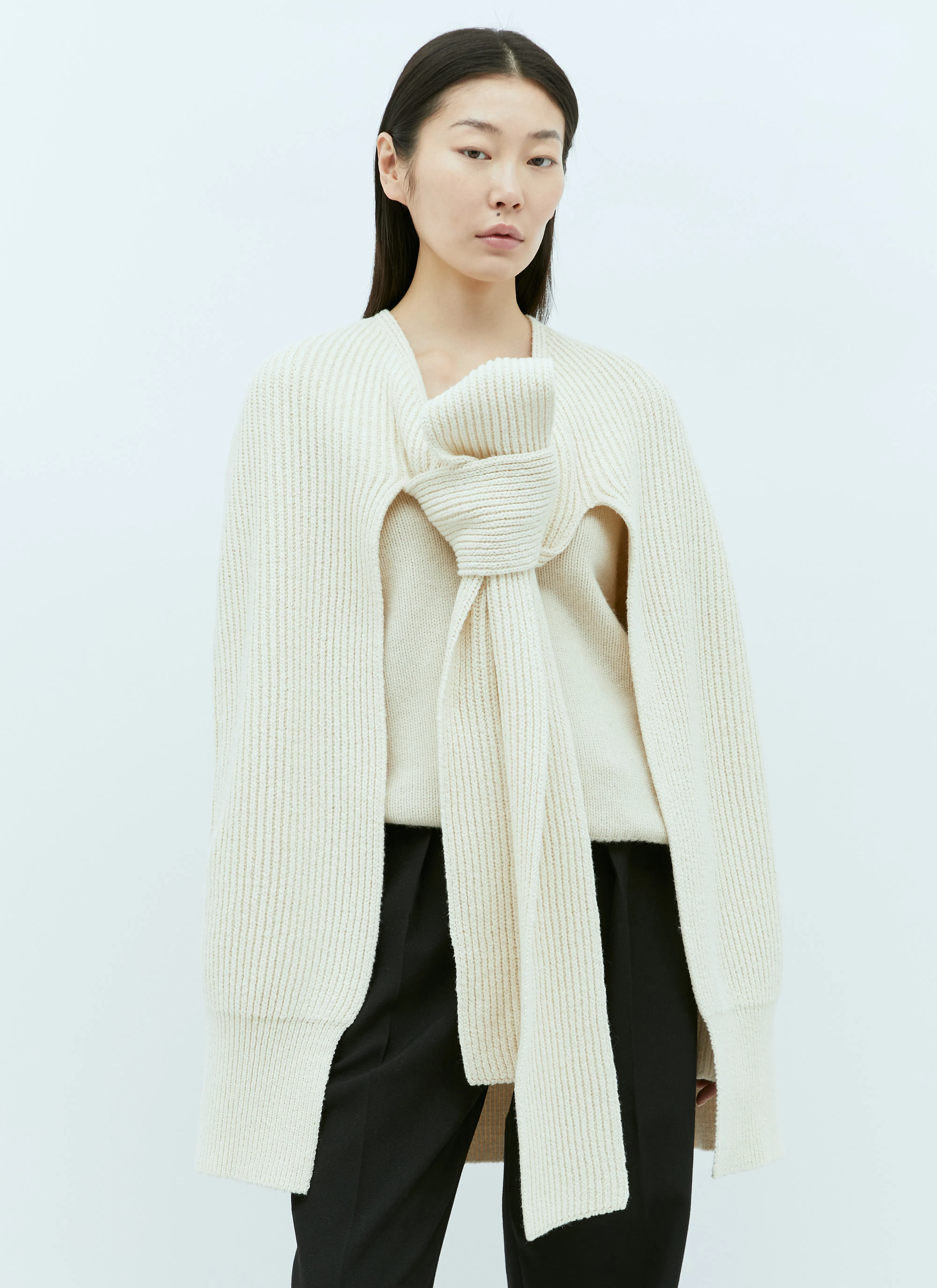 TOTÊME Toteme Women Mid Heel Elastic Slingback Pumps In Black