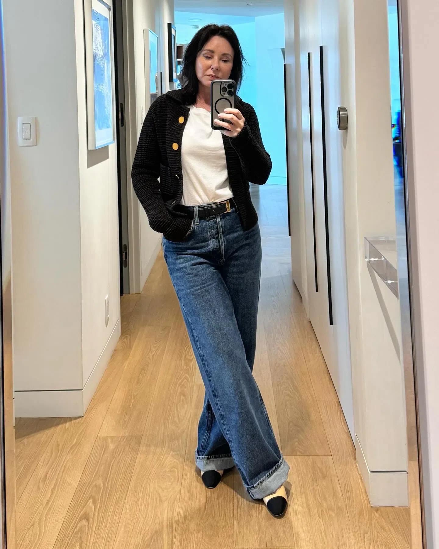 AGOLDE Low Curve Fray Rigid Mid-rise Barrel-leg Jeans In Light Wash