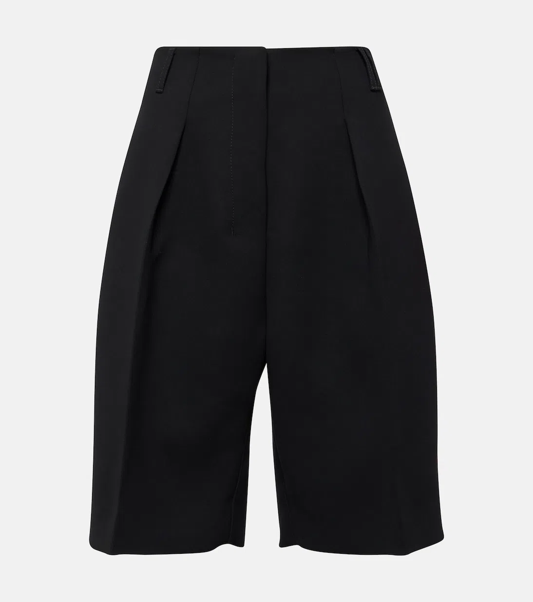 JACQUEMUS Bermuda Pleated Shorts In Black