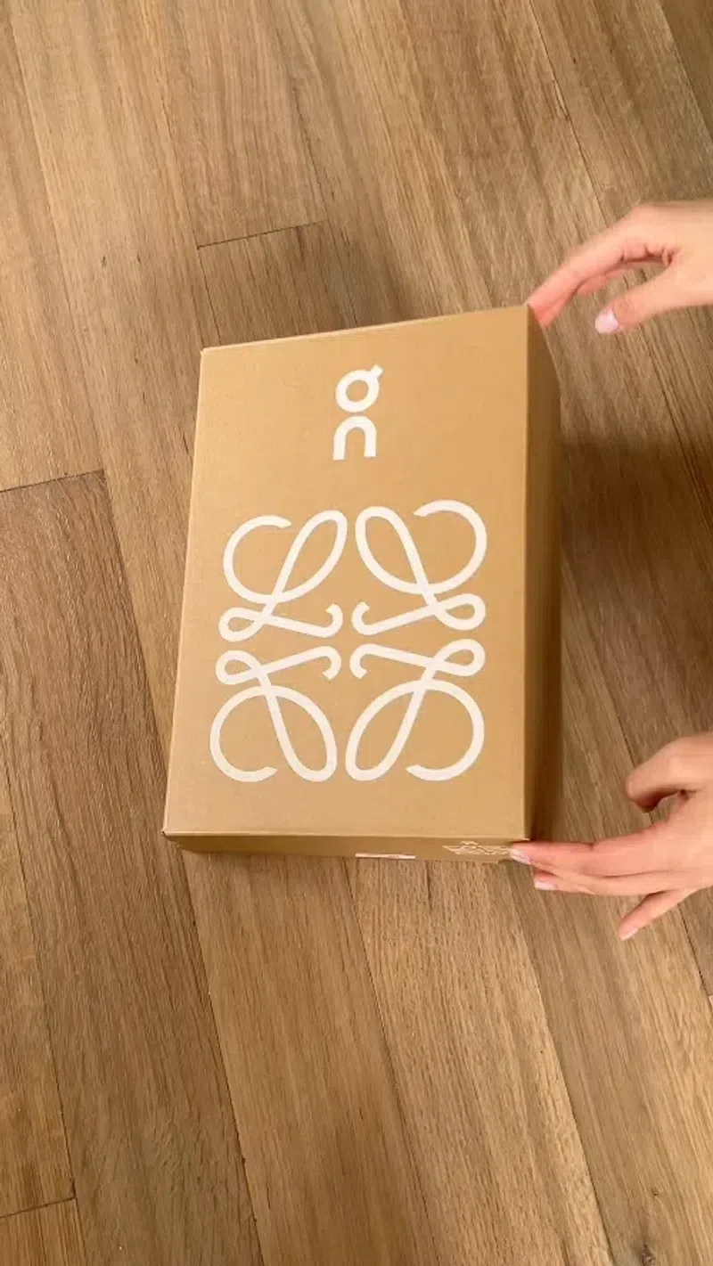 ON Cloud 5 Running Shoe In Undyed White/white