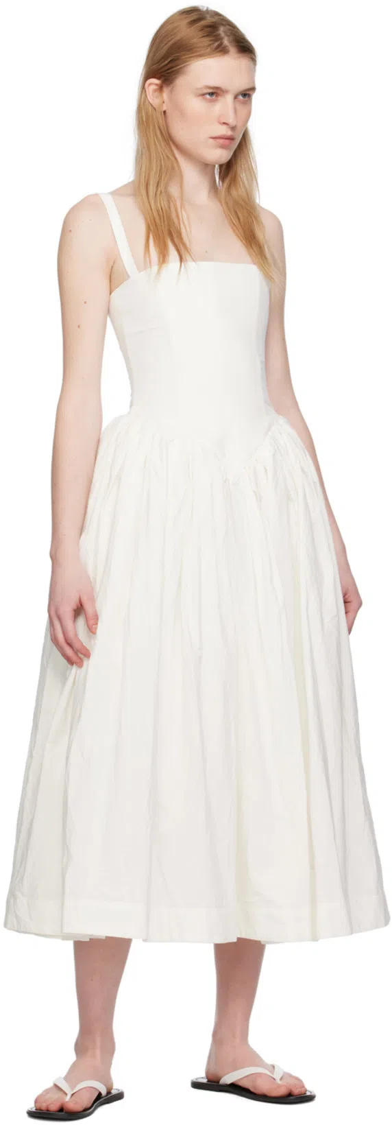 THE ROW Round Head Flat-bottom Flip Flops In Black