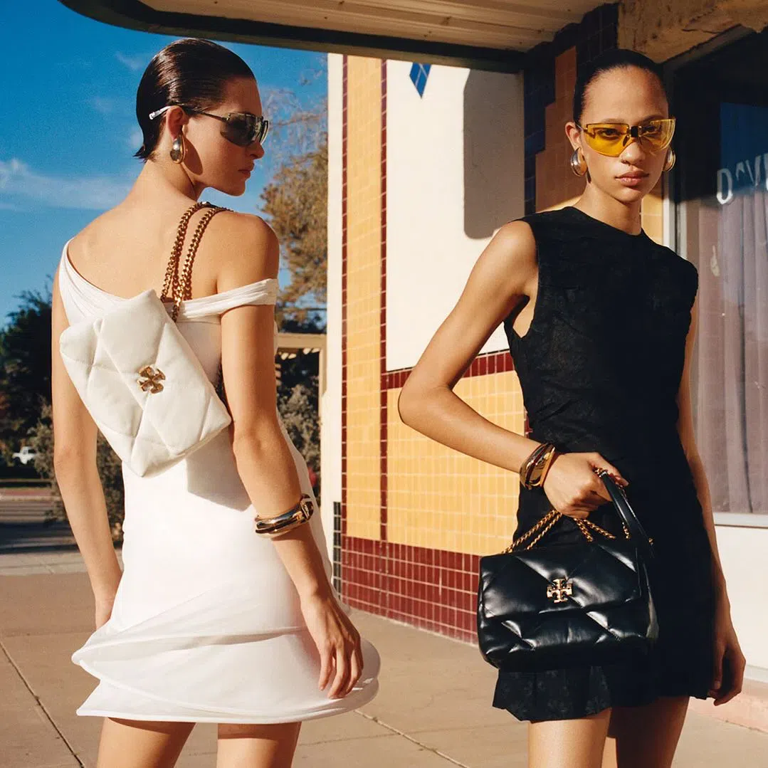 TORY BURCH Shoulder Convertible Kira Shoulder Bag With Diamante Trapuntatura In Nero