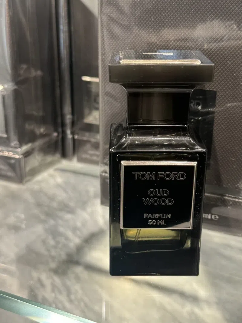 TOM FORD Oud Wood Parfum, 1.7 Oz. In White