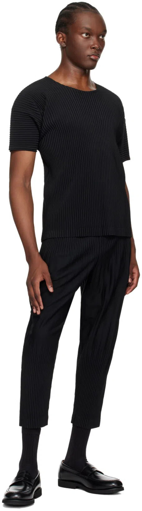 ISSEY MIYAKE Basics T-shirt In Black