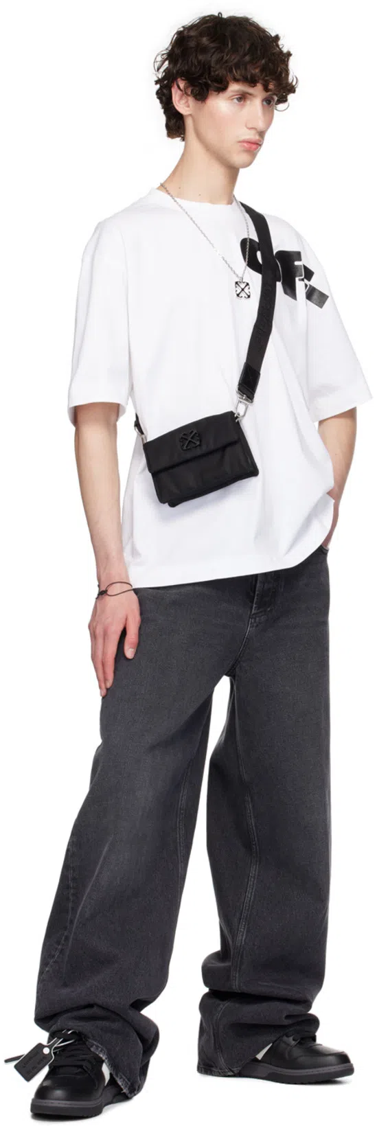 OFF-WHITE Crew Neck Shared Logo Cotton T-shirt With Print In White