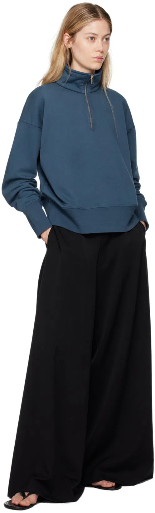 THE ROW Round Head Flat-bottom Flip Flops In Black