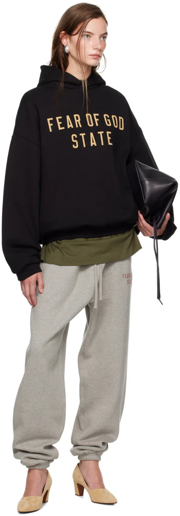 THE ROW Belvedere Leather Bucket Bag In Black