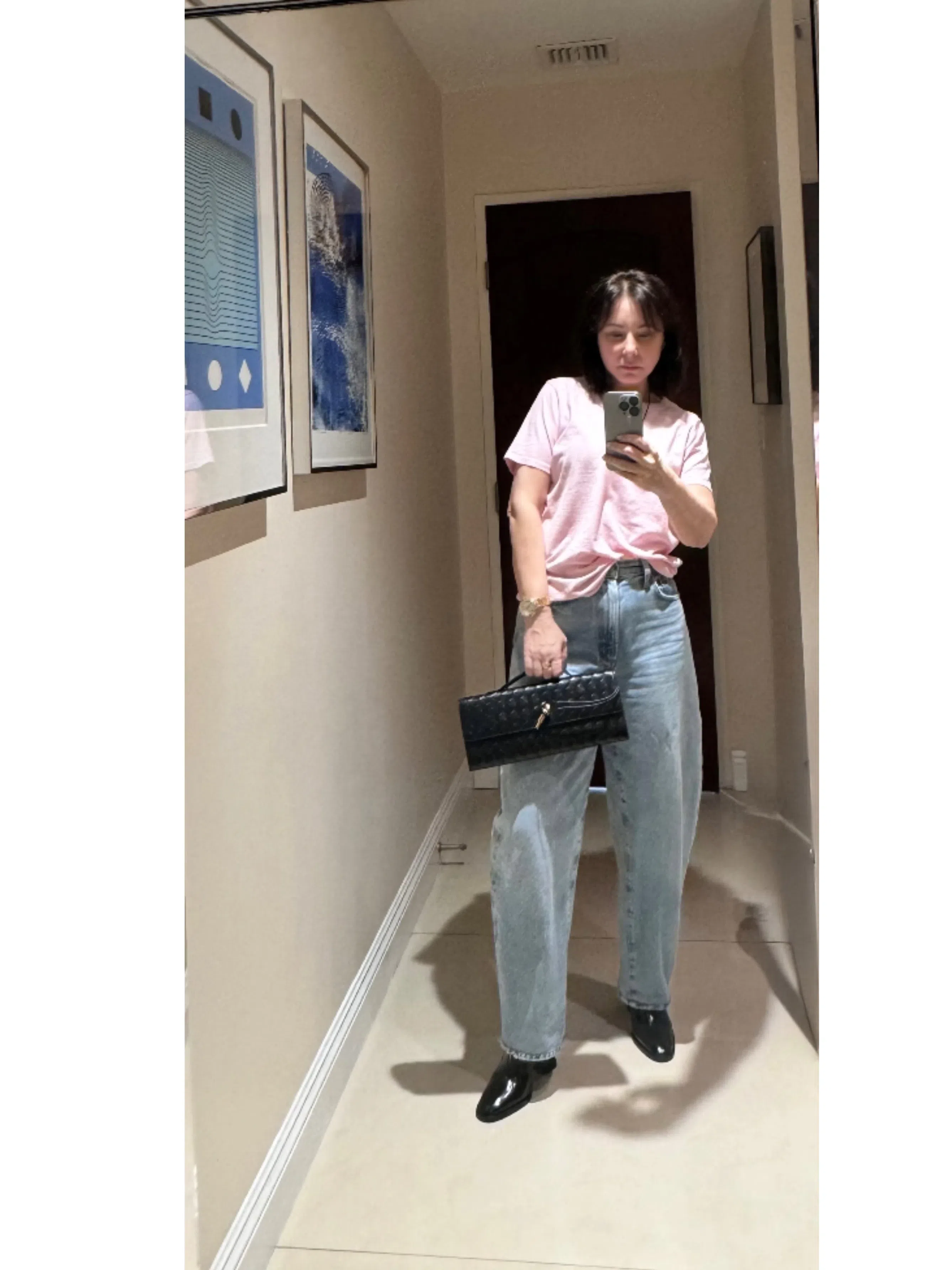 BOTTEGA VENETA Women Leather Andiamo Clutch With Intrecciato Motif In Black