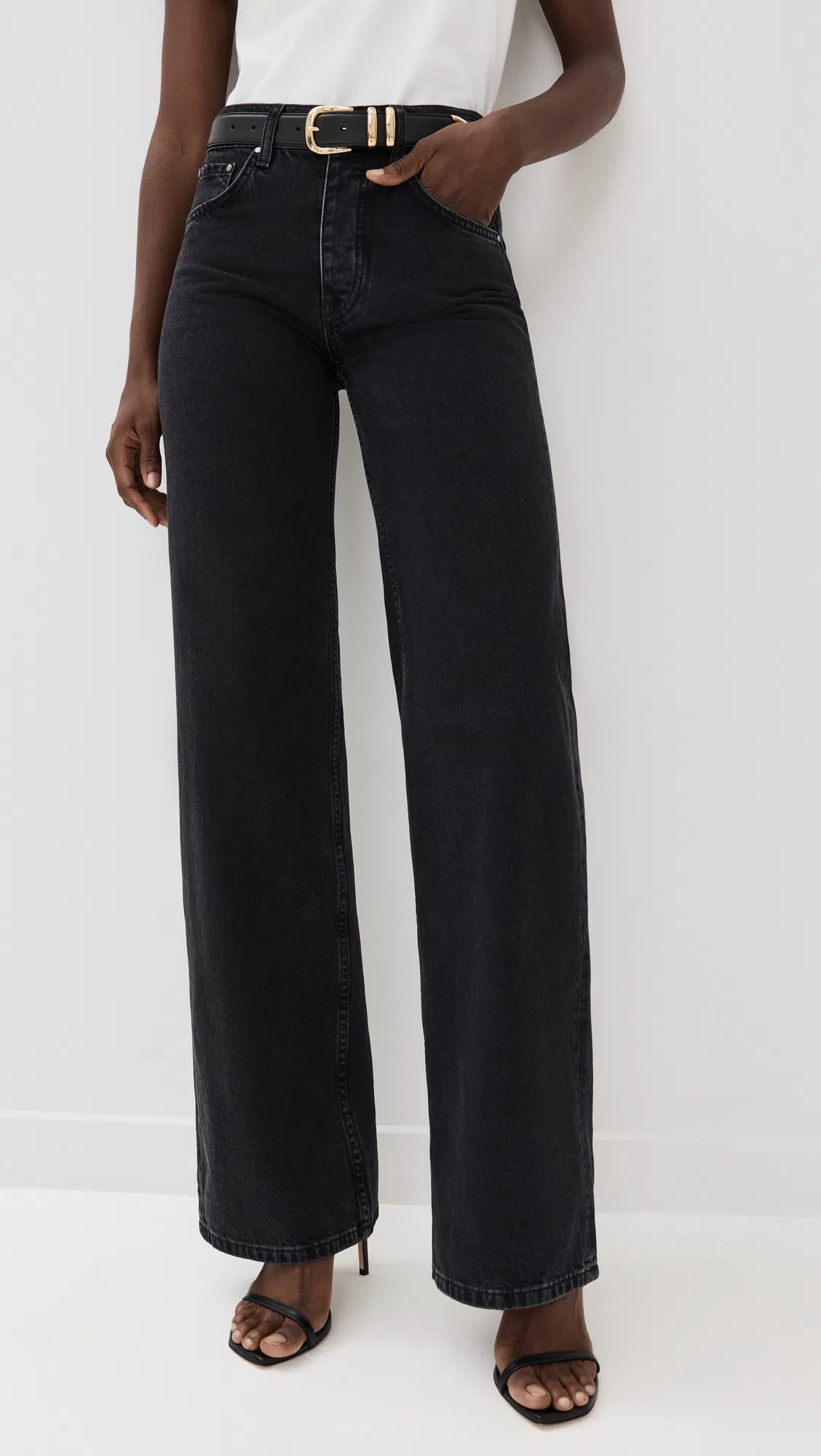 AQUAZZURA Sparkle Pointed Toe Textured Ballerina Shoes In Black