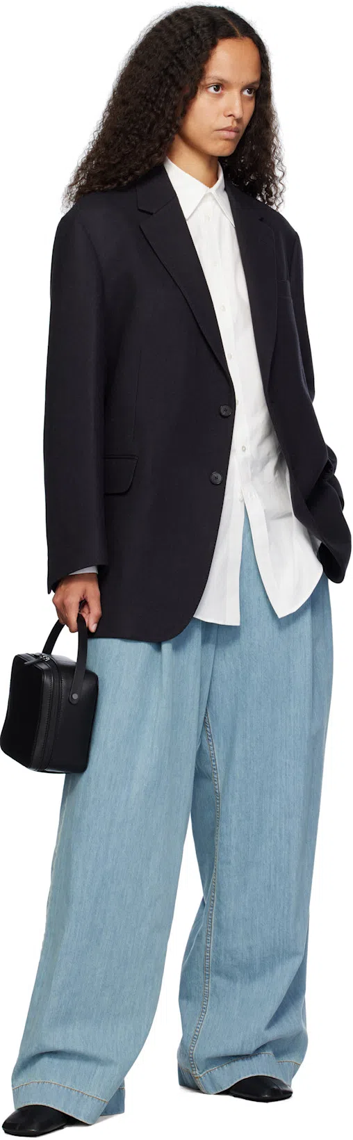 AURALEE Square Crossbody Bag Adjustable Strap In Black