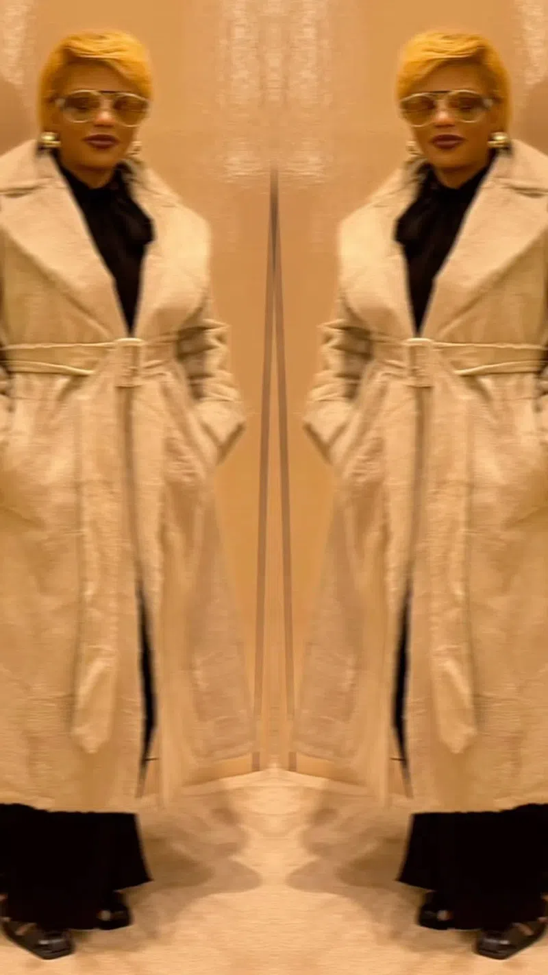 BURBERRY Belted Goat Shearling Trench Coat In Field