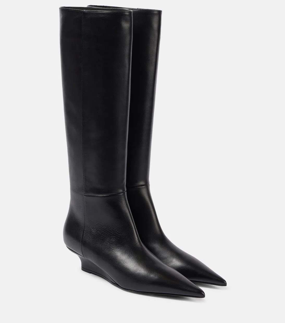 TOTÊME Toteme Women Sharp Knee-high Leather Boots In Black