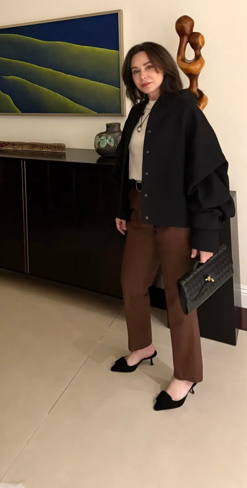 BOTTEGA VENETA Women Leather Andiamo Clutch With Intrecciato Motif In Black