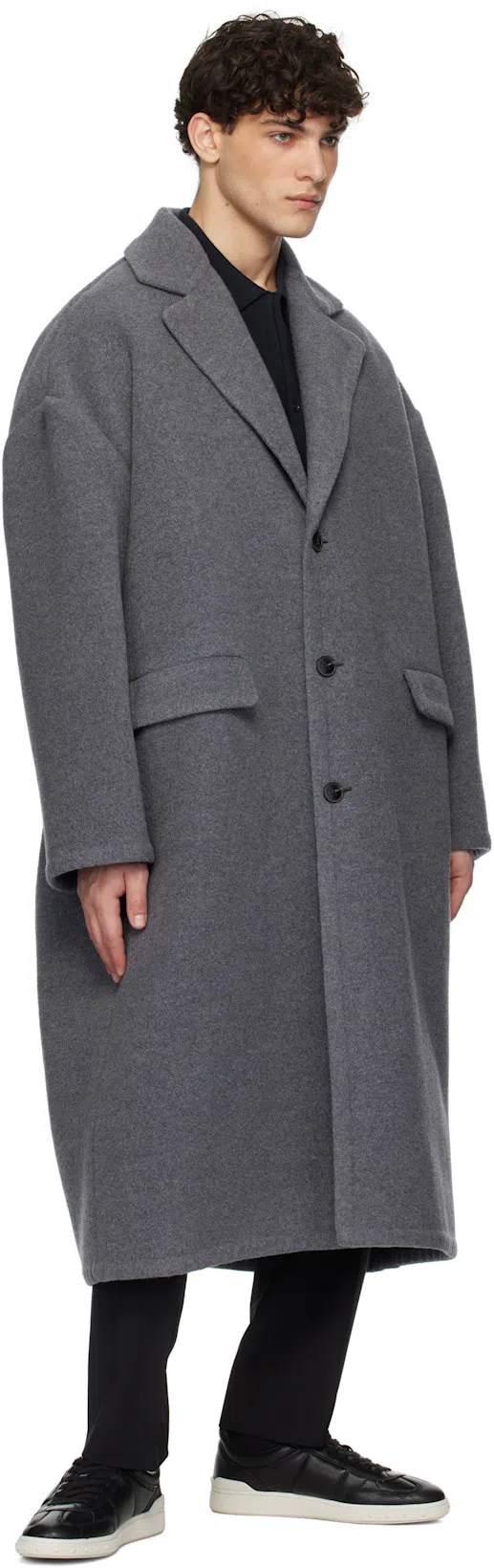 VALENTINO GARAVANI Low Top Upvillage Sneaker In In Black