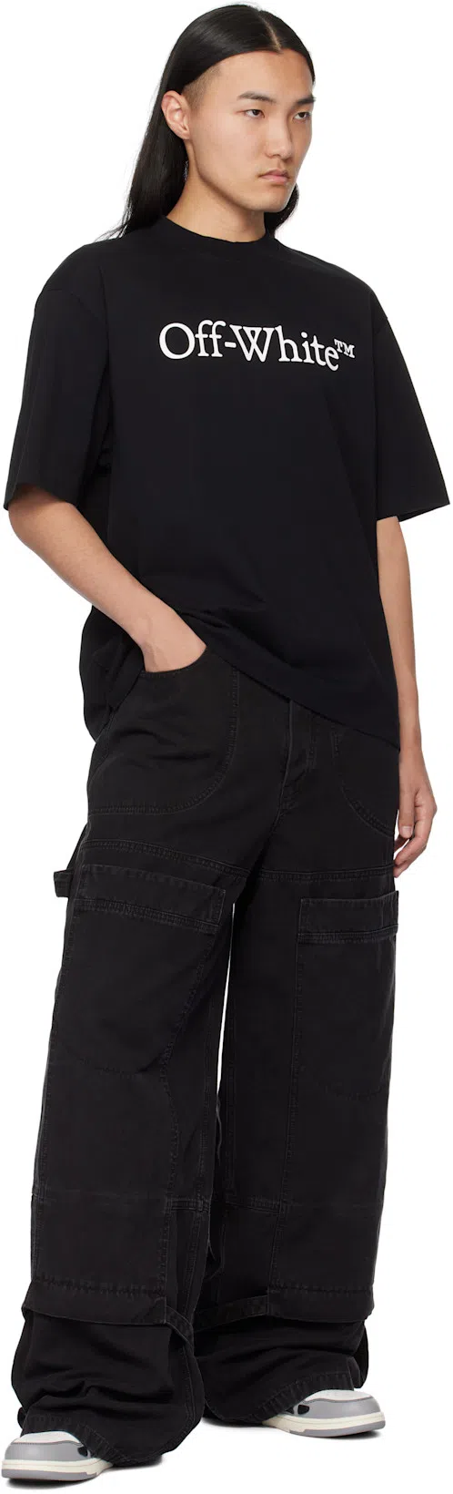 OFF-WHITE Oversized Black T-shirt With Contrasting Logo Print In Cotton