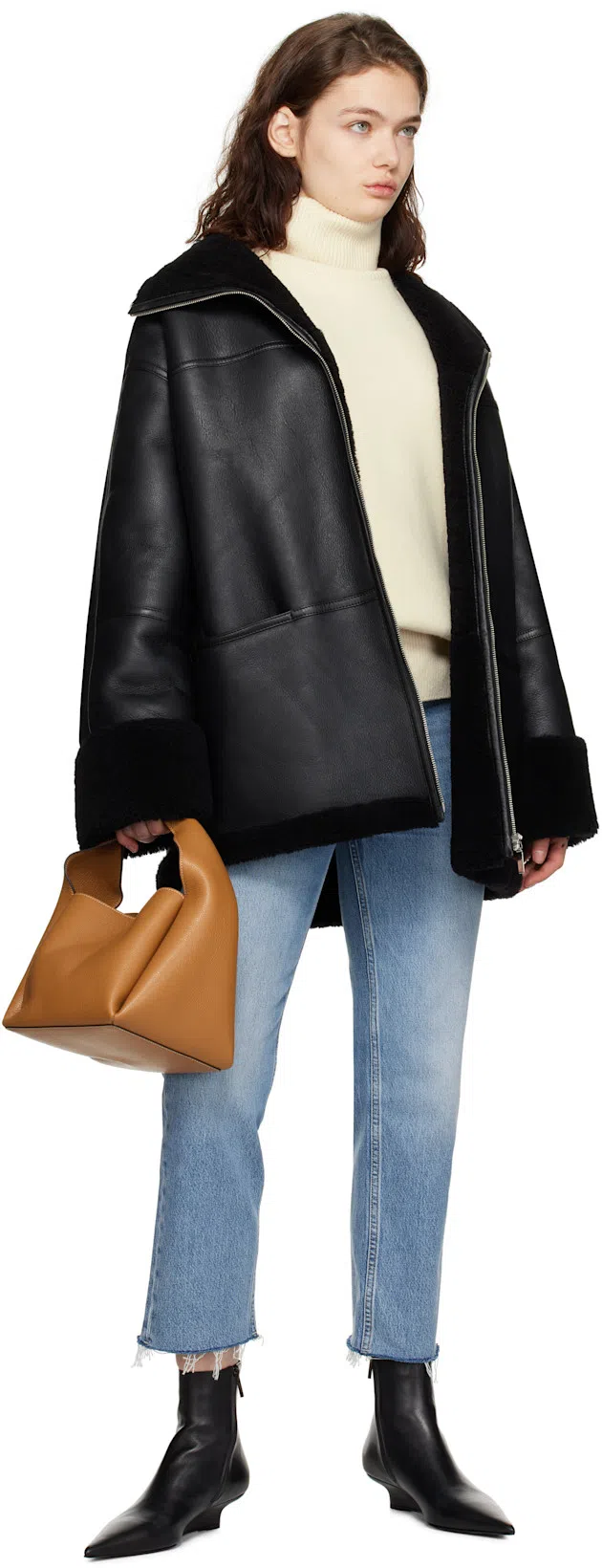 TOTÊME Sharp Leather Ankle Boots In Black