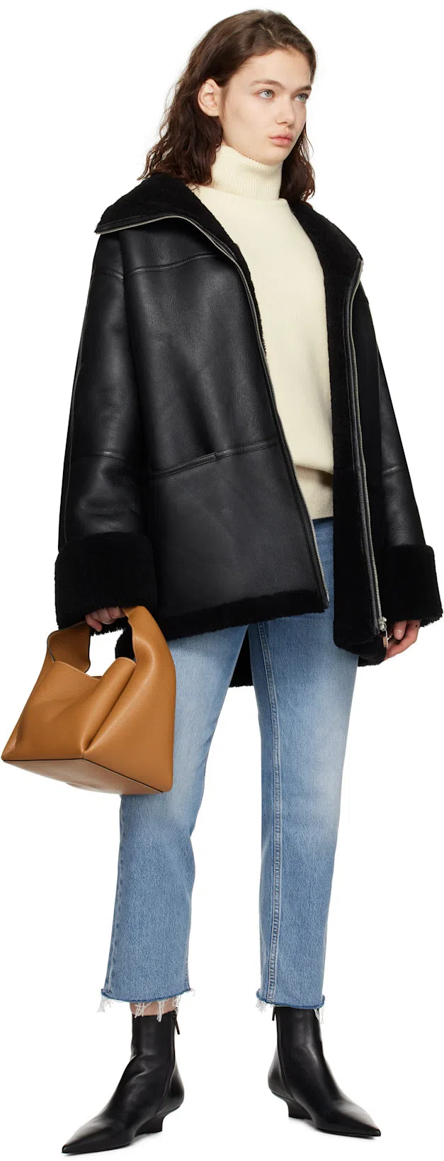 TOTÊME Sharp Leather Ankle Boots In Black