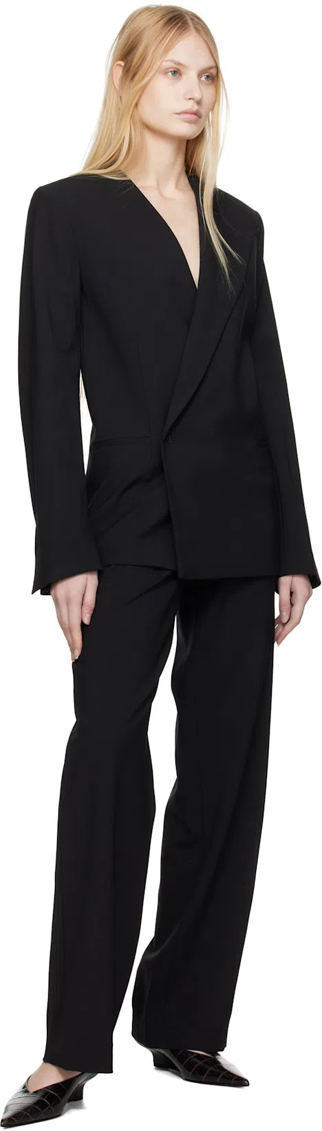 TOTÊME Toteme Sharp Croc-embossed Leather Mule In Black